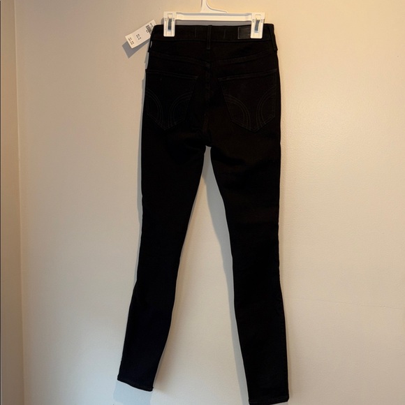 Hollister Curvy High Rise Super Skinny 00R Tipped Black Jeans - Picture 11 of 16